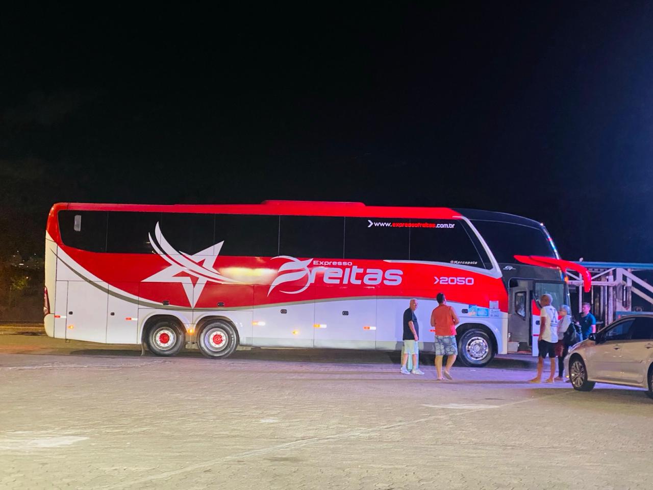 Expresso Freitas — Carro 2050 bagageiro aberto